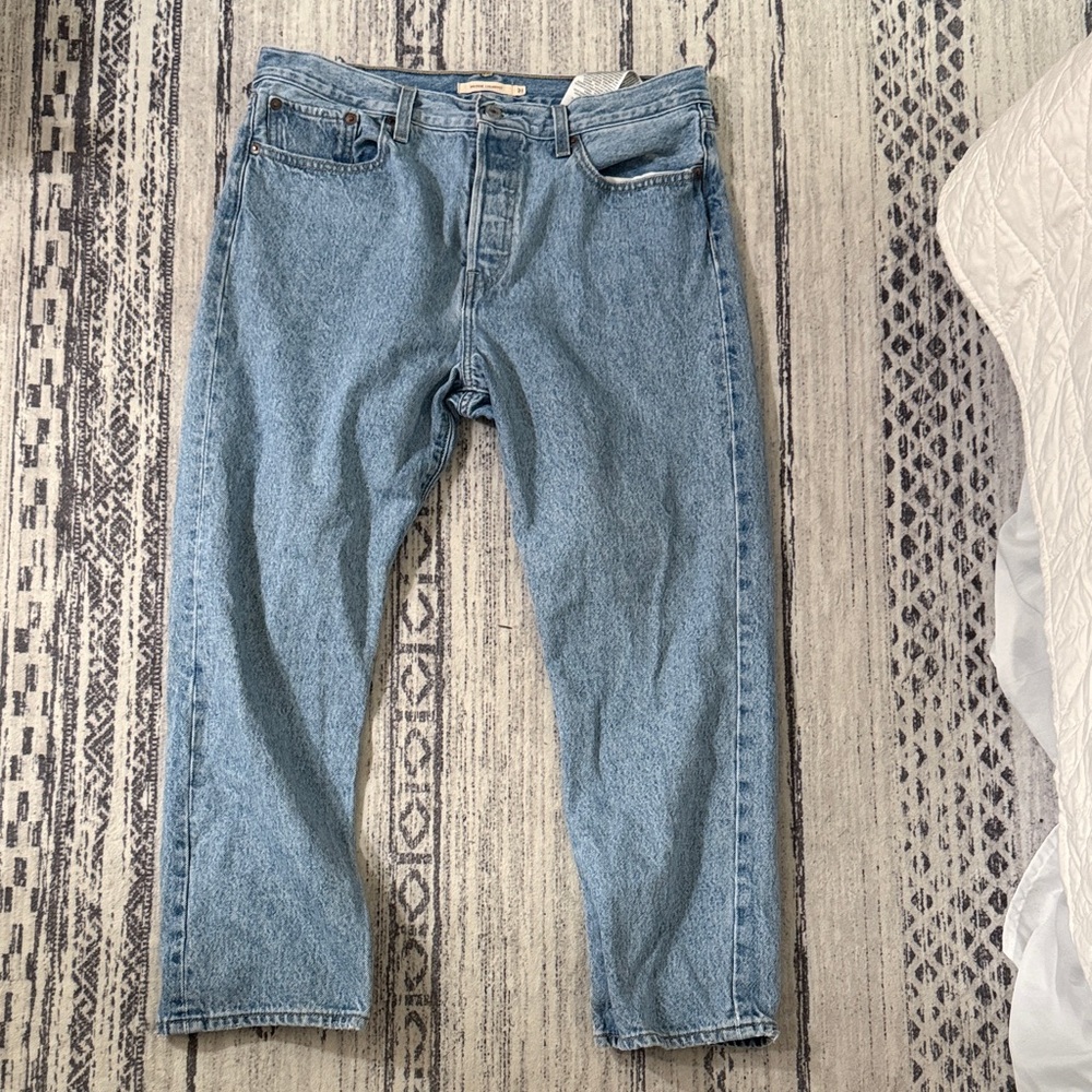 Levi's Light Blue Cropped Ankle Jeans